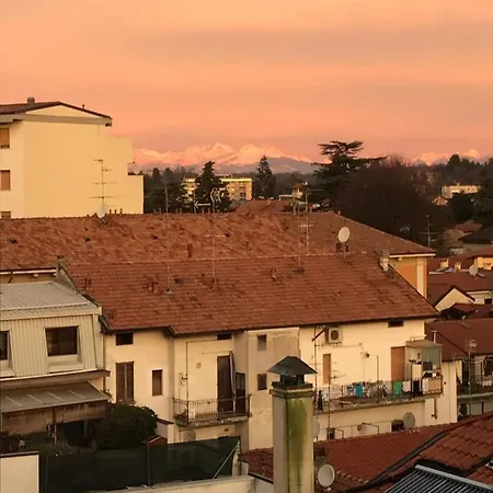 Bilocale In Centro - 10km Da Malpensa