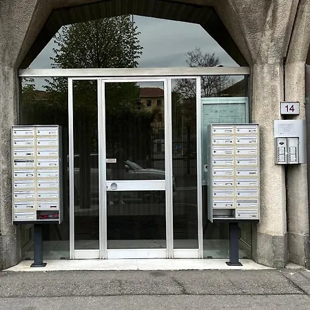 דירה Bilocale In Centro - 10km Da Malpensa *